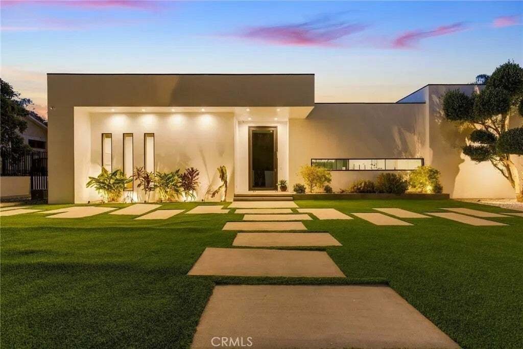 House in Los Angeles, California, United States 3 - 18903055