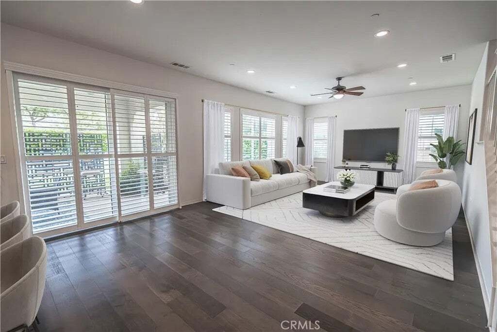House in Santa Clarita, California, United States 3 - 18902988