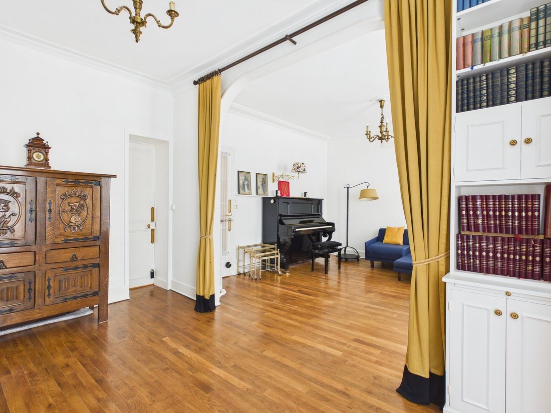 Apartment in La Fourche-Guy Môquet, Paris 17e Arrondissement, Paris 3 - 18903700
