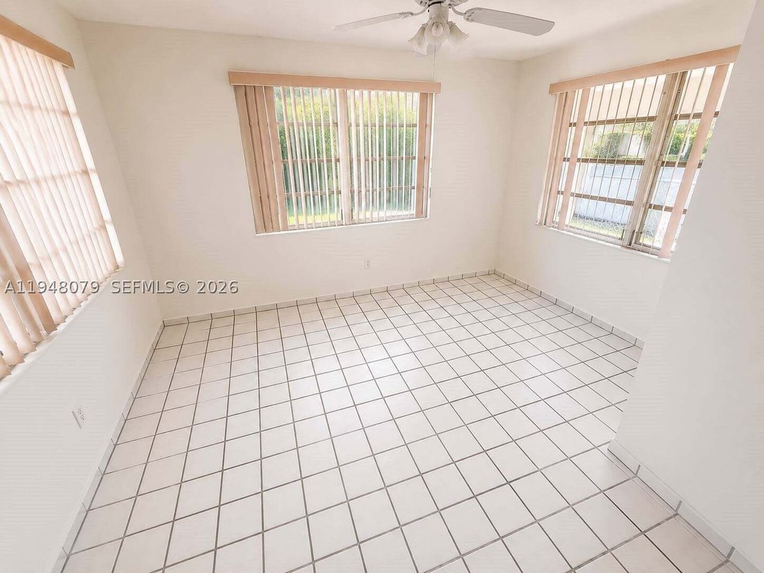 House in Miami, Florida, United States 2 - 18132937