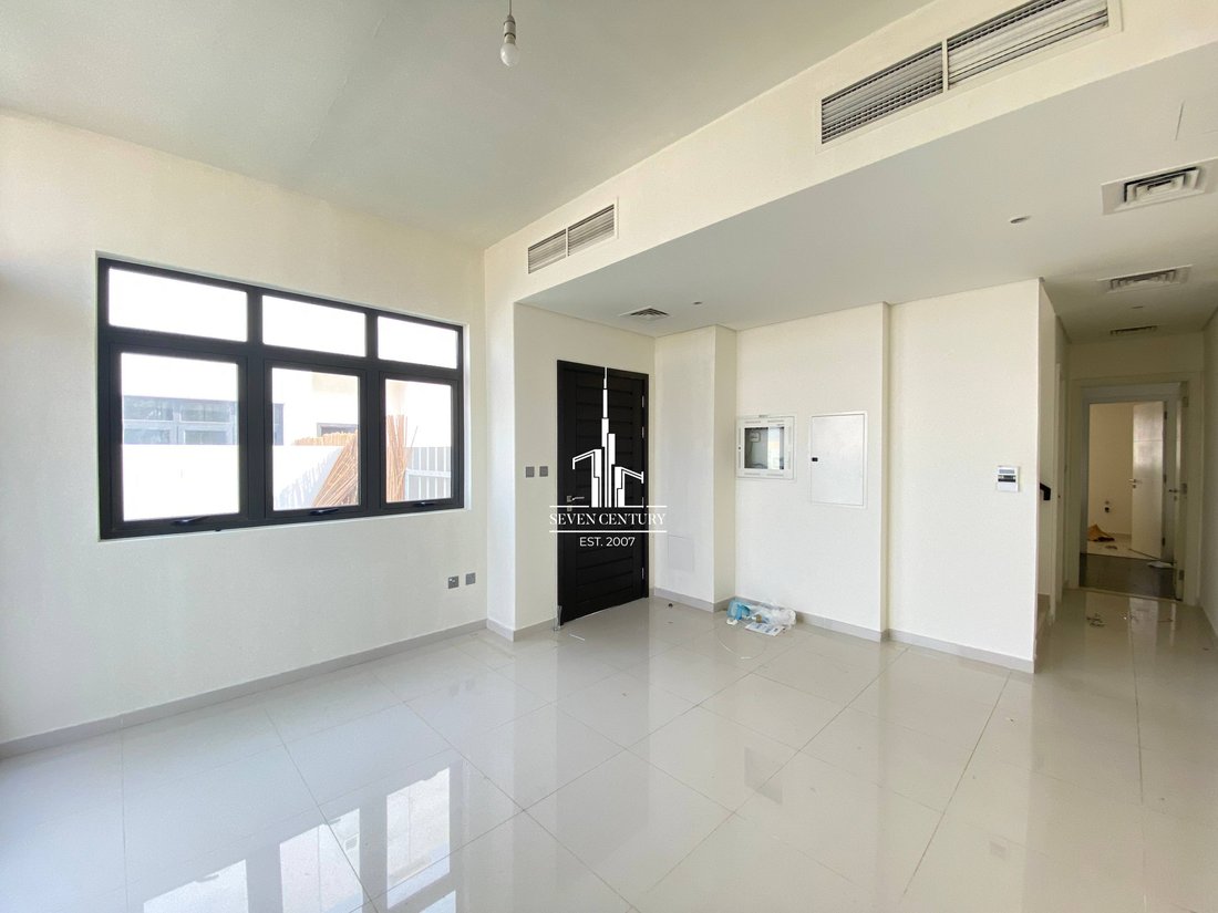 Villa in Damac Hills 2, Dubai, Vereinigte Arabische Emirate 1 - 18903549