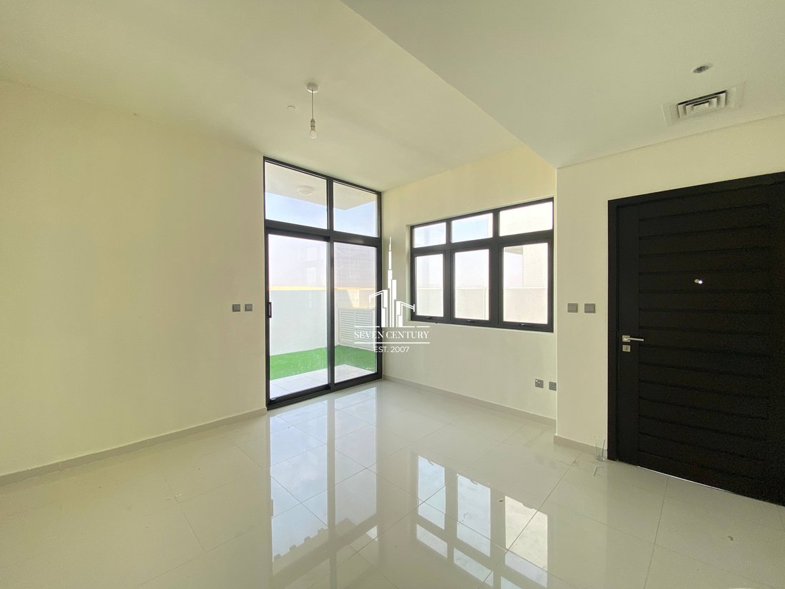 Villa in Damac Hills 2, Dubai, Vereinigte Arabische Emirate 3 - 18903549