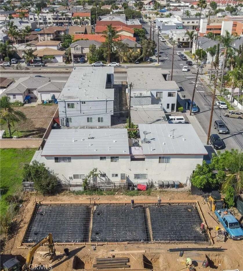 Gardena, California, United States 4 - 18903056