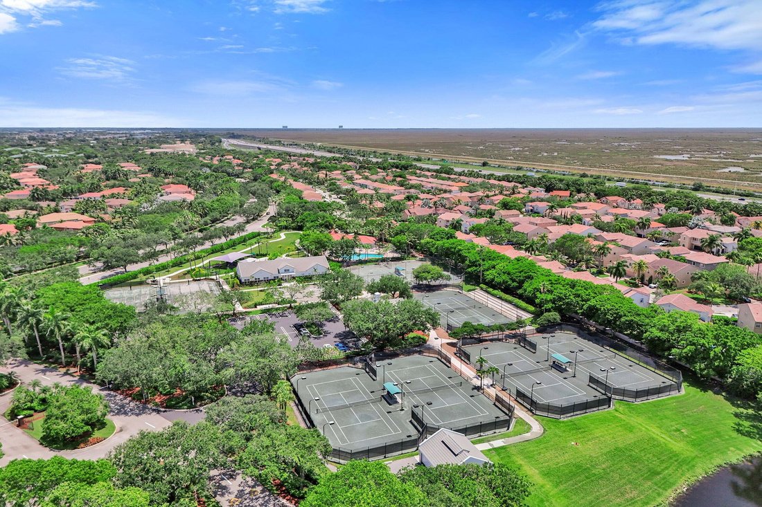 Casa a Coral Springs, Florida, Stati Uniti 1 - 18903070