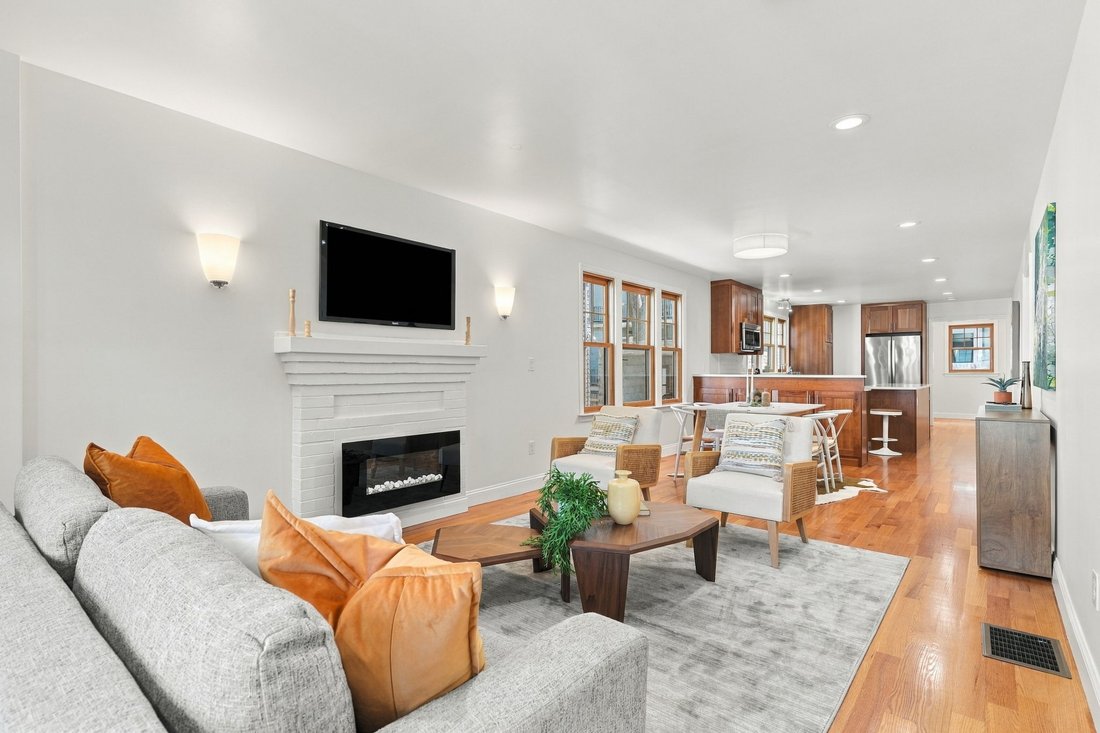 Condo in Cambridge, Massachusetts, United States 1 - 18903724