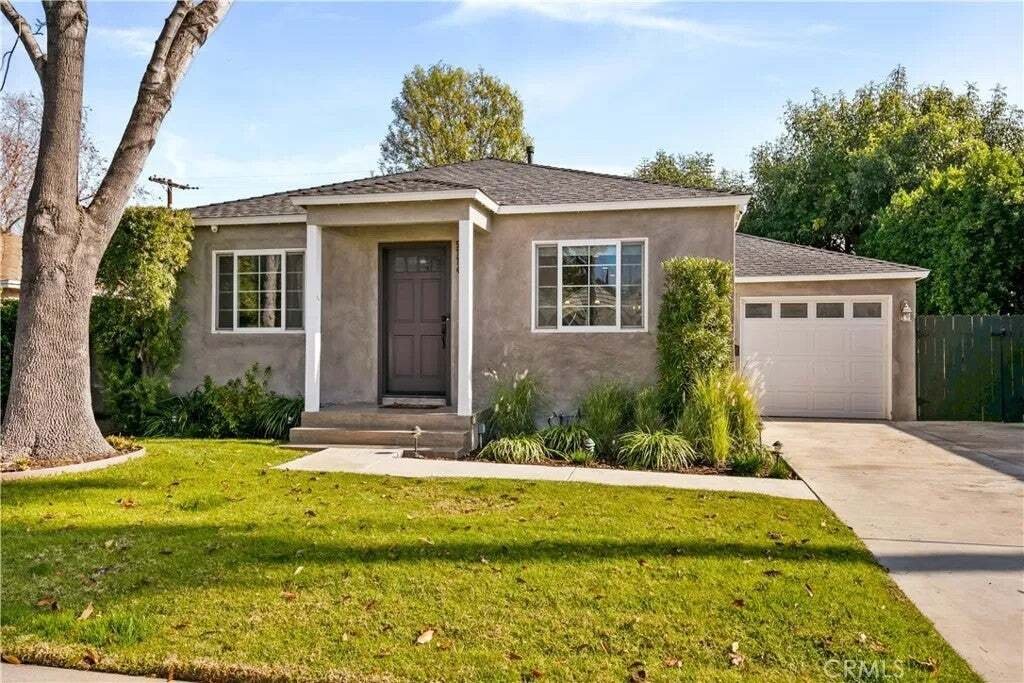 House in Los Angeles, California, United States 1 - 18903060
