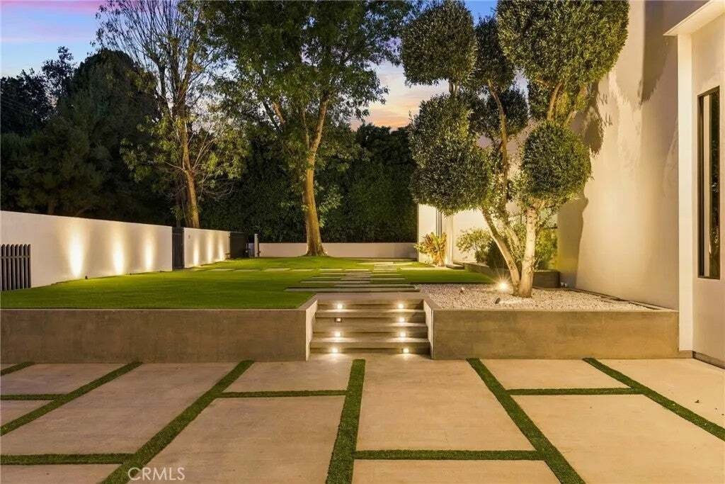 House in Los Angeles, California, United States 2 - 18903055
