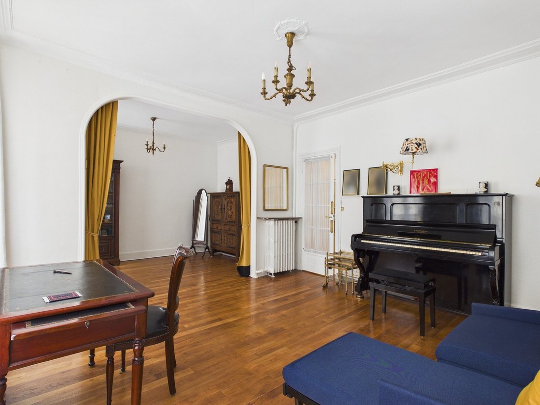 Apartment in La Fourche-Guy Môquet, Paris 17e Arrondissement, Paris 2 - 18903700