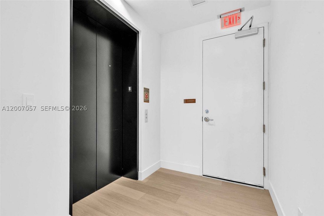 Condo in Miami, Florida, United States 5 - 17752098