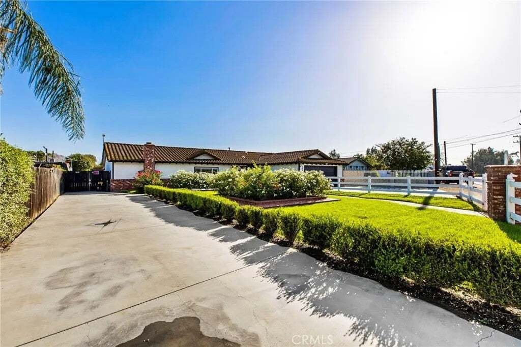 House in Norco, California, United States 4 - 18903063