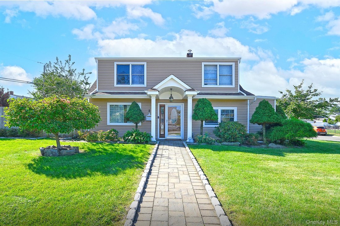 Haus in Levittown, New York, Vereinigte Staaten 1 - 18903840