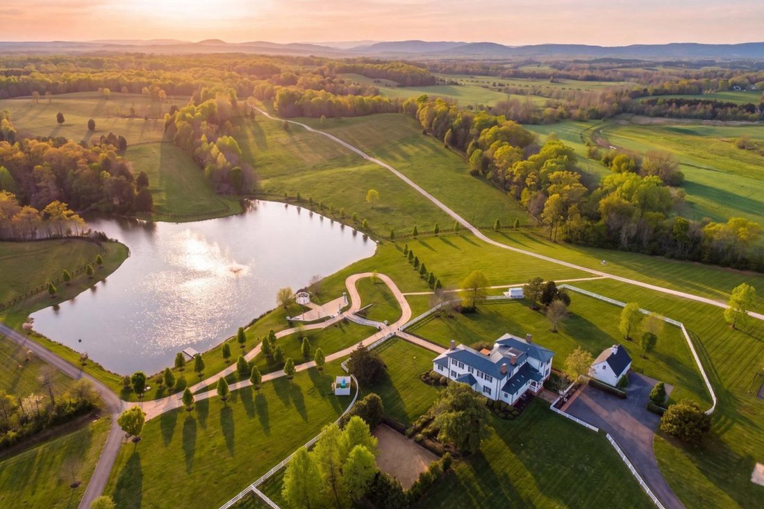 Cunningham, Virginia, United States 1 - 18904069