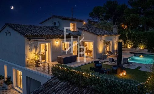 House in Grand Sud- Aix la Duranne, Aix-en-Provence, France 1