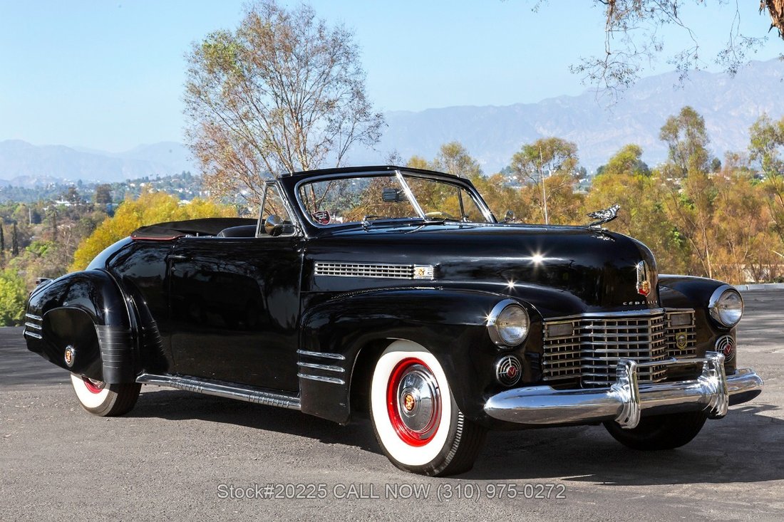 Cadillac Series 62 in Los Angeles, CA 1 - 18904134