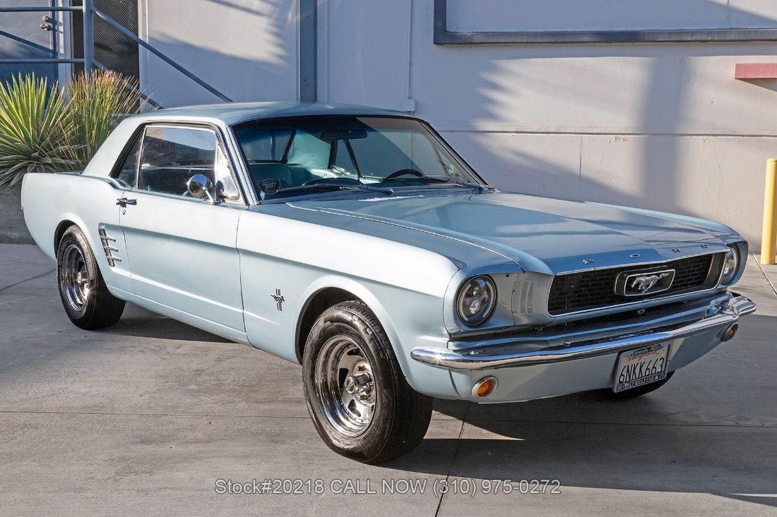 Ford Mustang in Los Angeles, CA 1 - 18904136