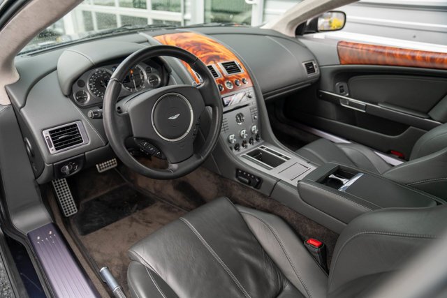 Coupe in Bellevue, WA, United States 3 - 18904416