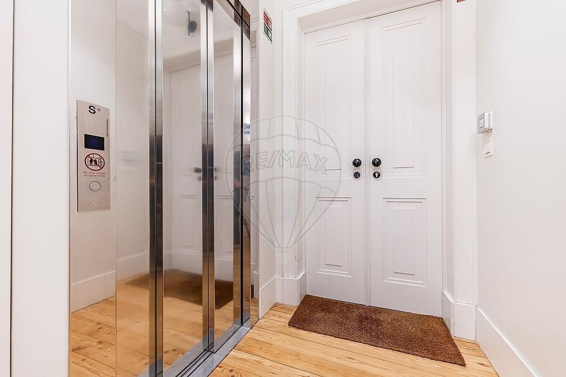 Apartment in Avenidas Novas, Lisbon, Portugal 3 - 18903880
