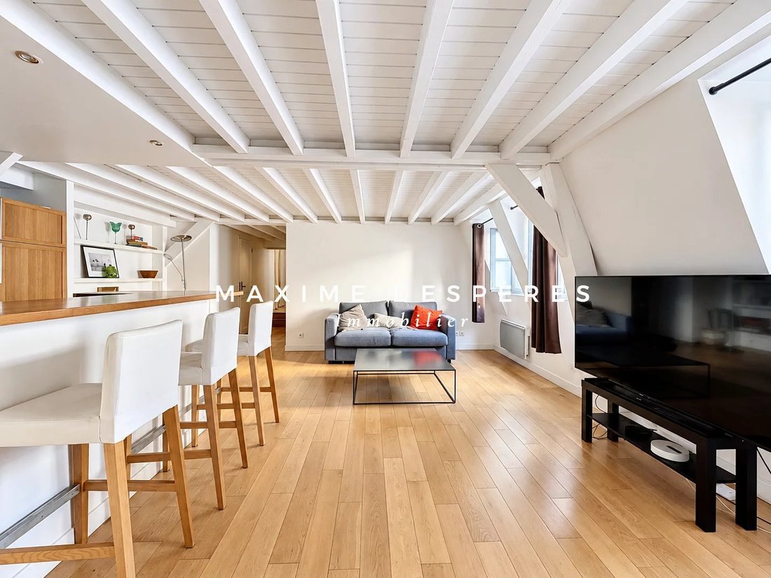 Apartment in Paris 3e Arrondissement, Paris, France 1 - 18904127
