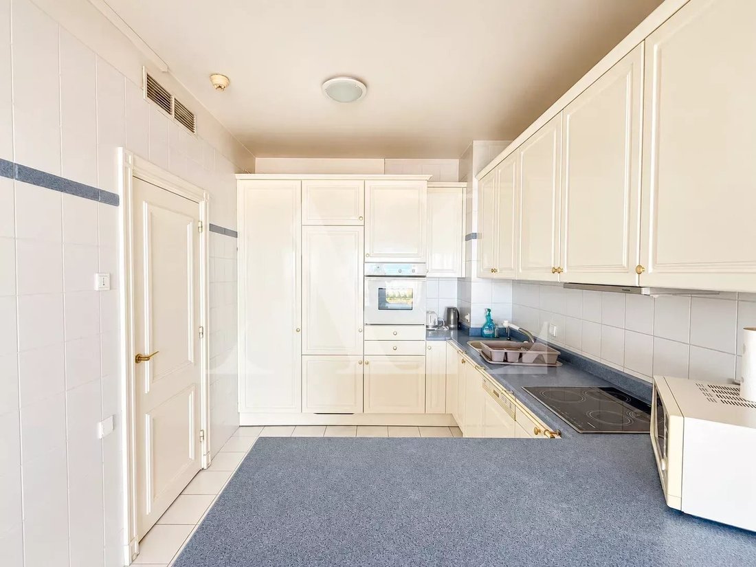 Apartment in Les Paluds-Lauvert, Vallauris, France 4 - 15974847