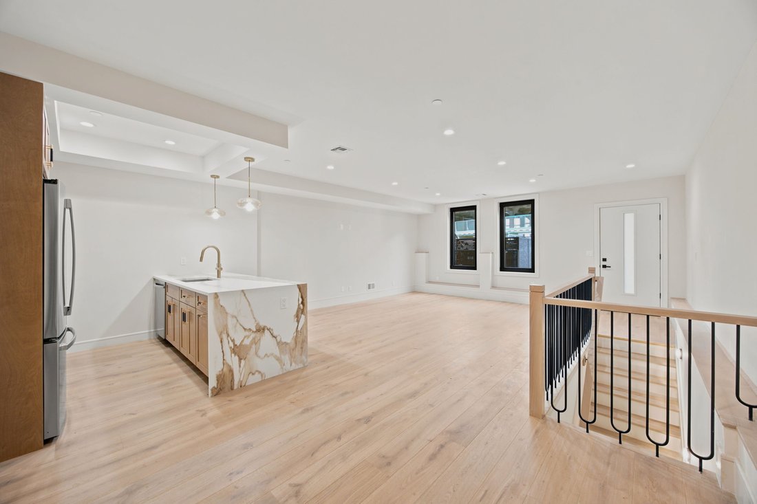 Condo in New York, New York, United States 5 - 18904482