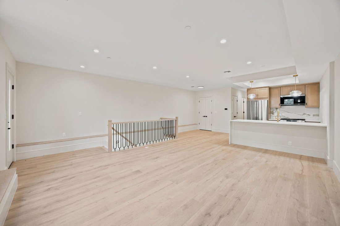 Condo in New York, New York, United States 3 - 18904482