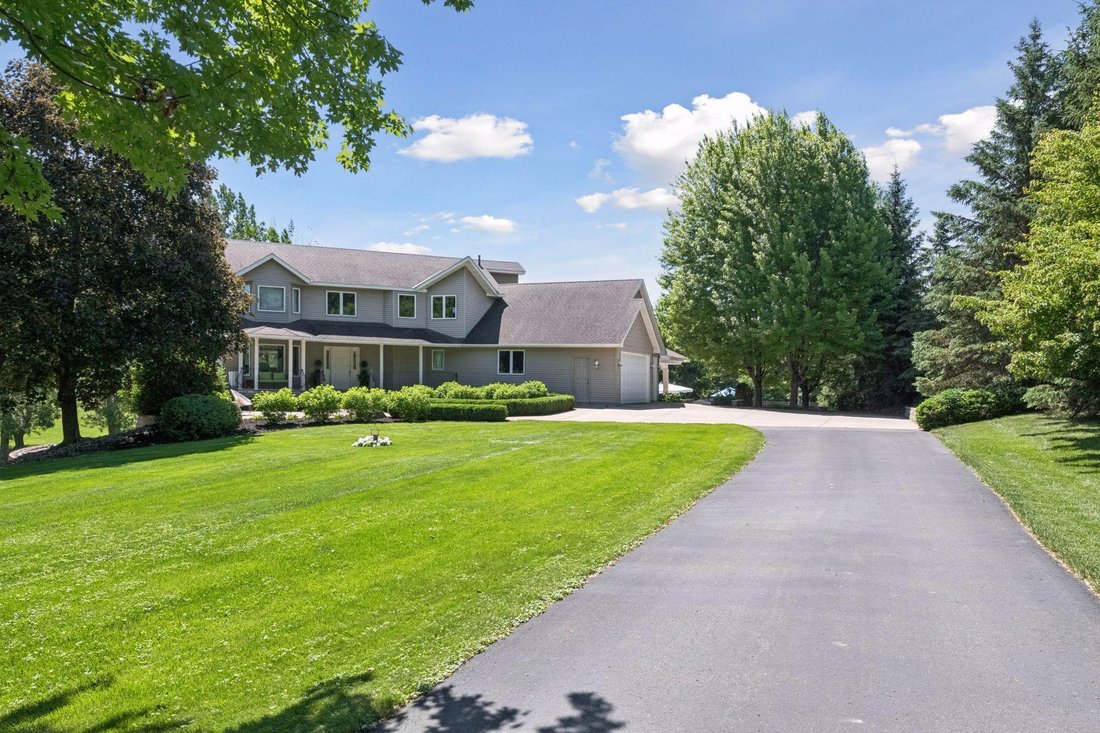 House in Orono, Minnesota, United States 5 - 18904505
