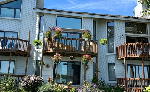 Condo in Petoskey, Michigan, United States 1