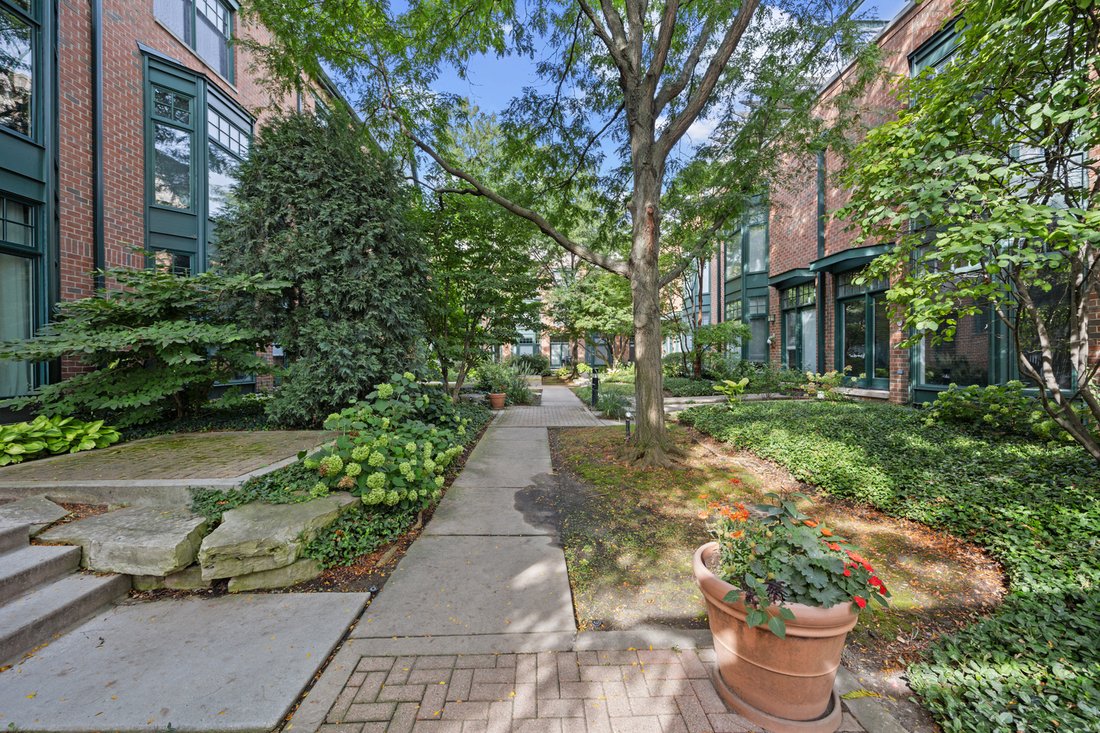 Villa in Oak Park, Illinois, United States 2 - 18869837