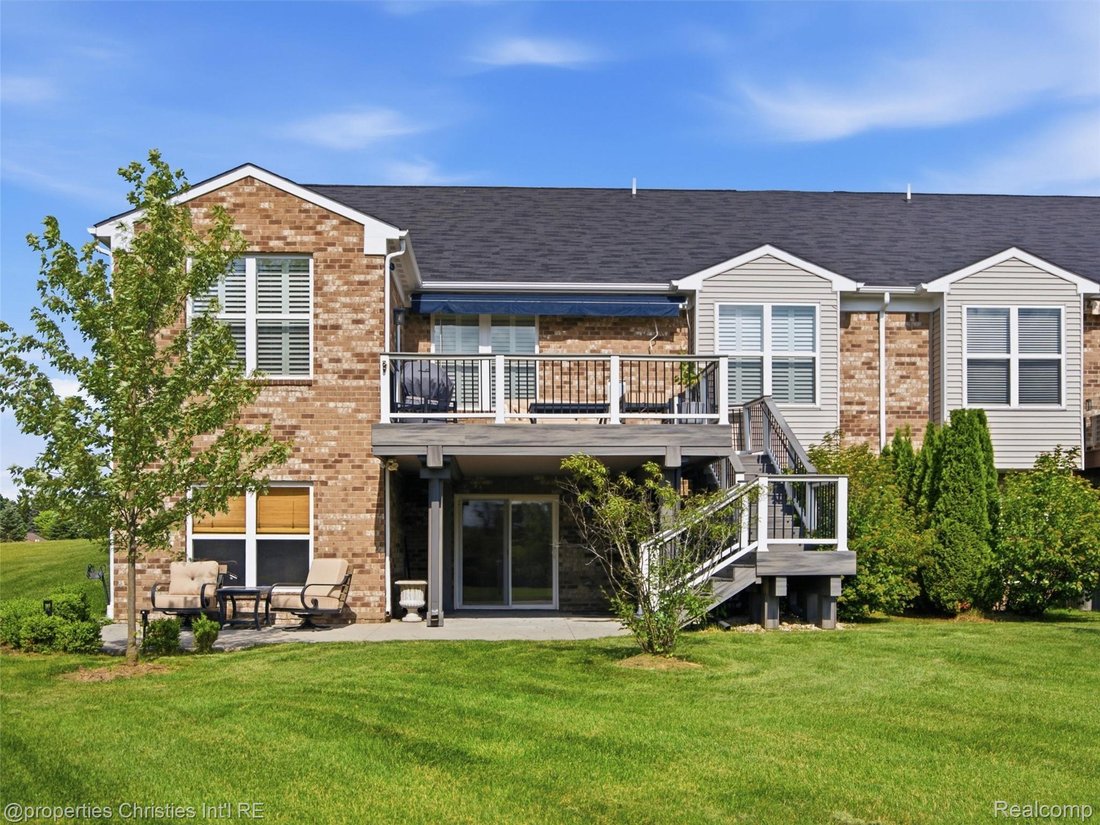 Condo in Orion charter Township, Michigan, United States 2 - 18904588