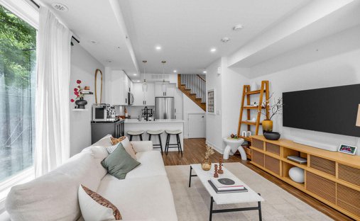 Condo in Mississauga, Ontario, Canada 1