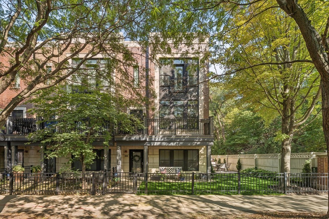 Villa in Chicago, Illinois, United States 1 - 18904631