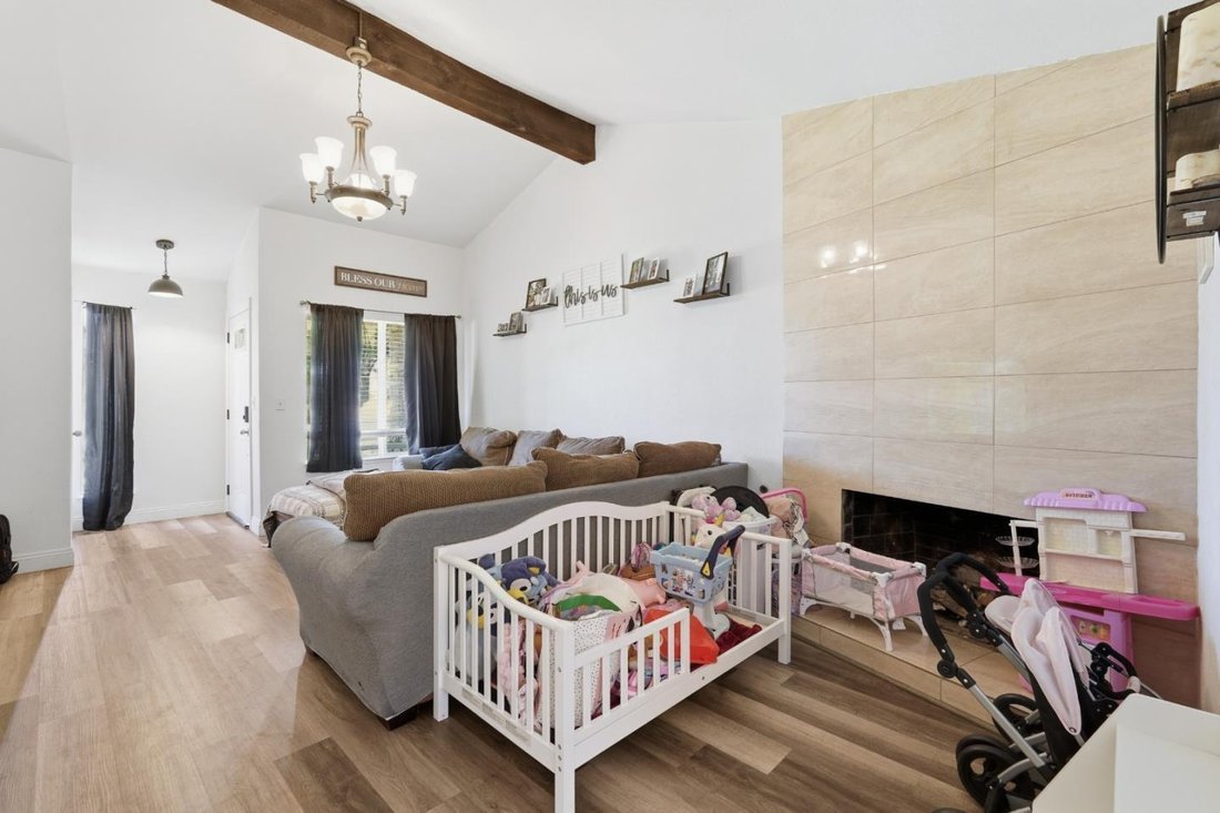Citrus Heights, California, United States 3 - 18904581