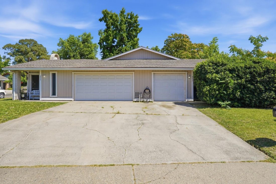 Citrus Heights, California, United States 1 - 18904581