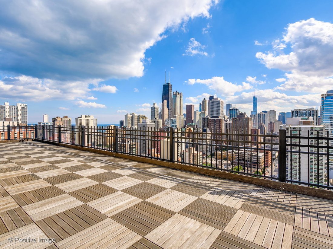 Condo in Chicago, Illinois, United States 1 - 18894657