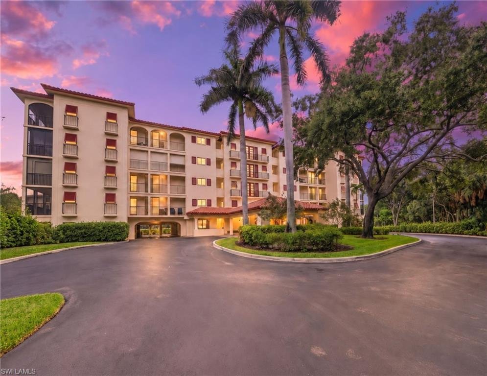 Condo in Naples, Florida, United States 2 - 18904601