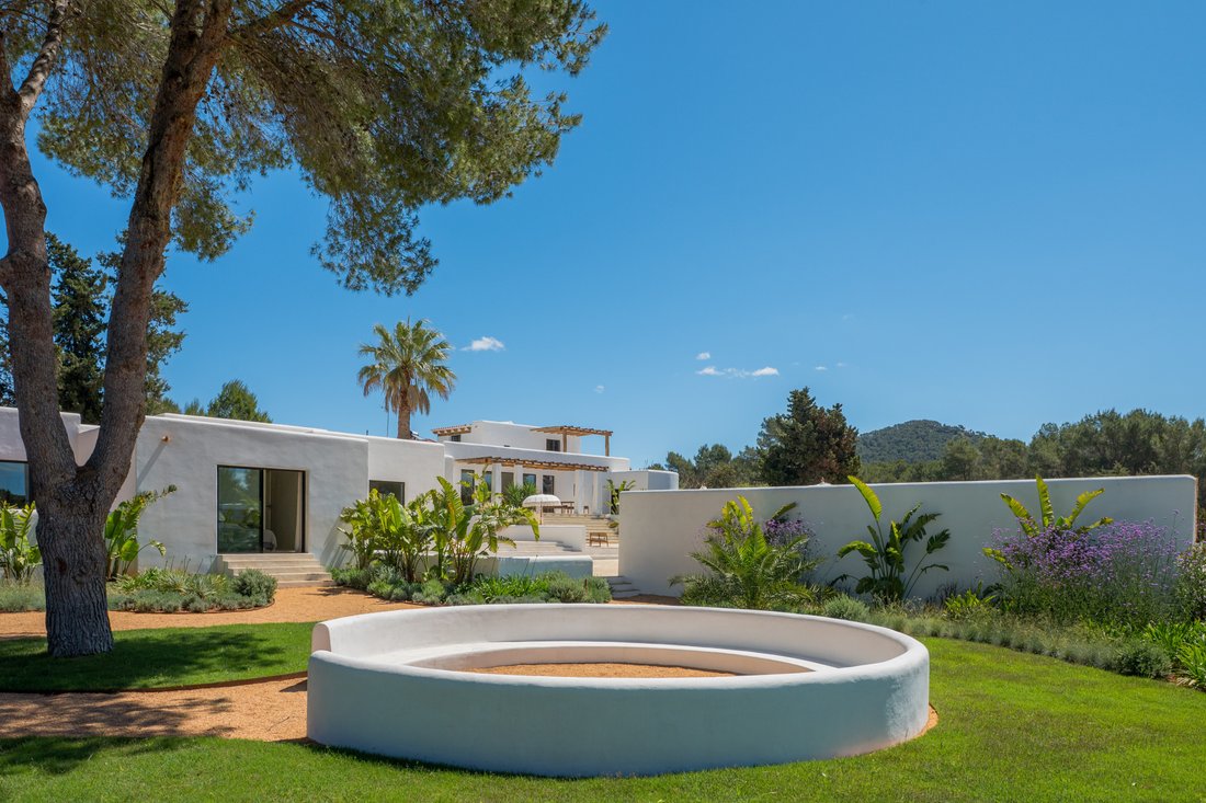 Villa in Santa Eulària des Riu, Balearische Inseln, Spanien 3 - 18905060
