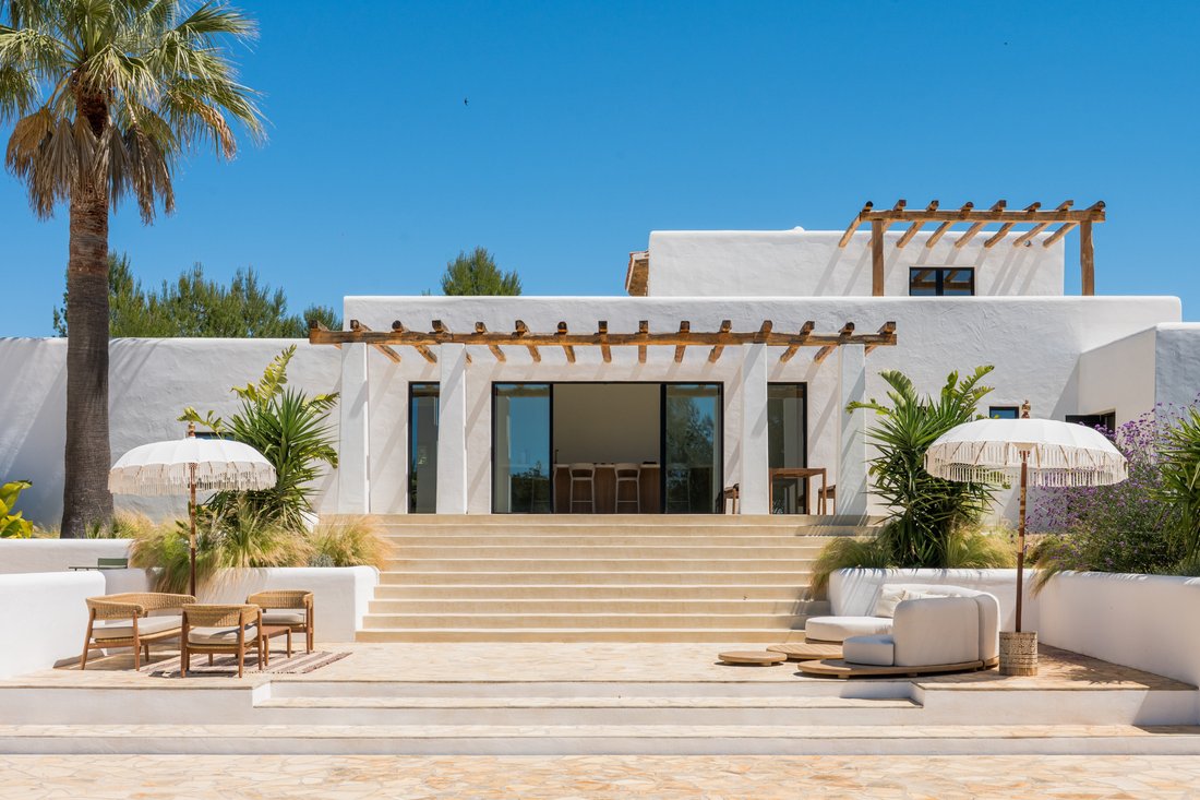 Villa in Santa Eulària des Riu, Balearische Inseln, Spanien 2 - 18905060