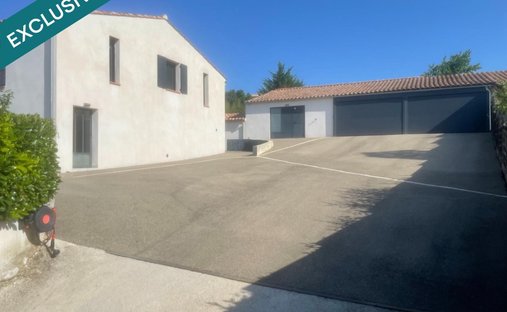 Haus in Reillanne, Provence-Alpes-Côte d'Azur, Frankreich 1