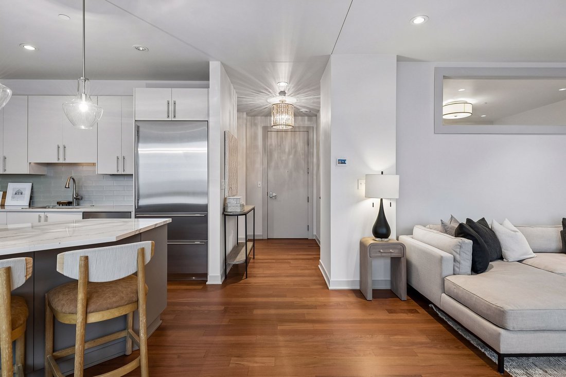Condo in Minneapolis, Minnesota, United States 2 - 18905026