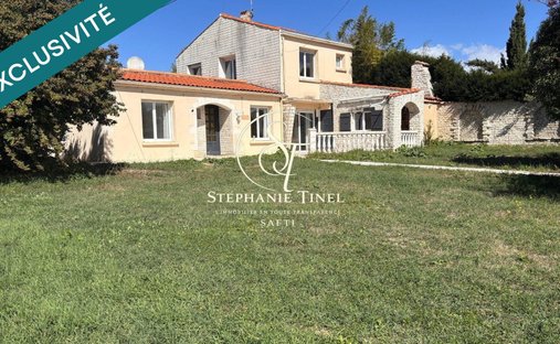 Haus in Saint Maurice-Fetilly, La Rochelle, Frankreich 1