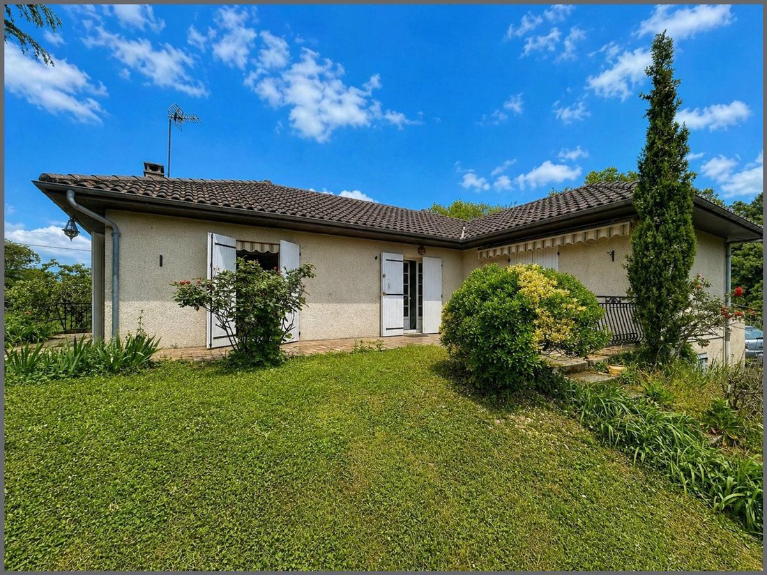 House in Martillac, Nouvelle-Aquitaine, France 1 - 17818923