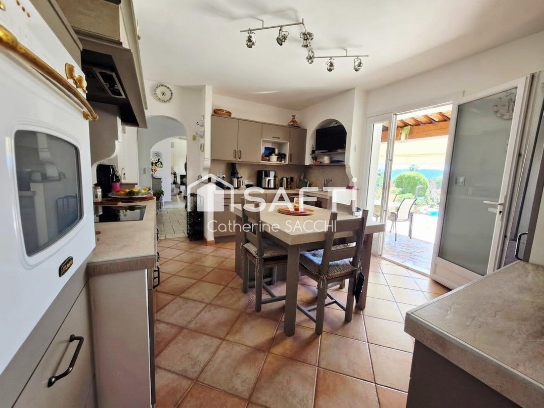 Casa en Ecarts, Roquebrune-sur-Argens, Francia 3 - 18905219