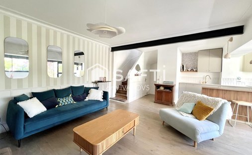 House in Nogent-sur-Marne, Ile-de-France, France 1