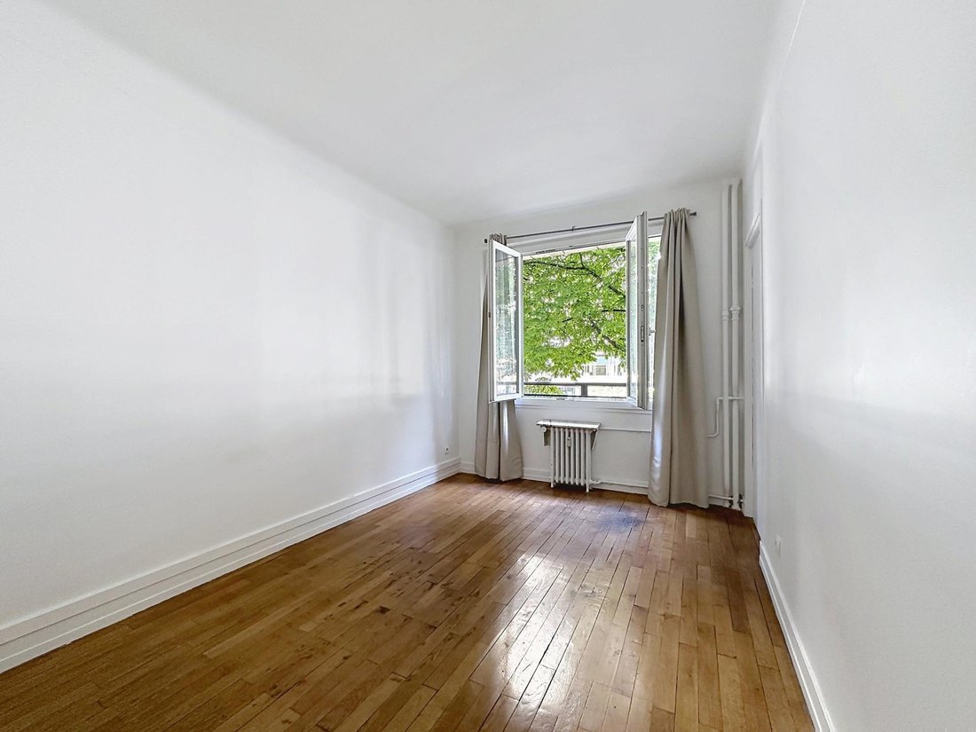 Apartment in Saint Lambert, Paris 15e Arrondissement, Paris 4 - 18905275