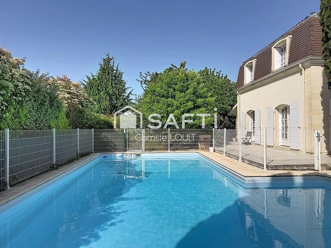 House in Latresne, Nouvelle-Aquitaine, France 4 - 18905239