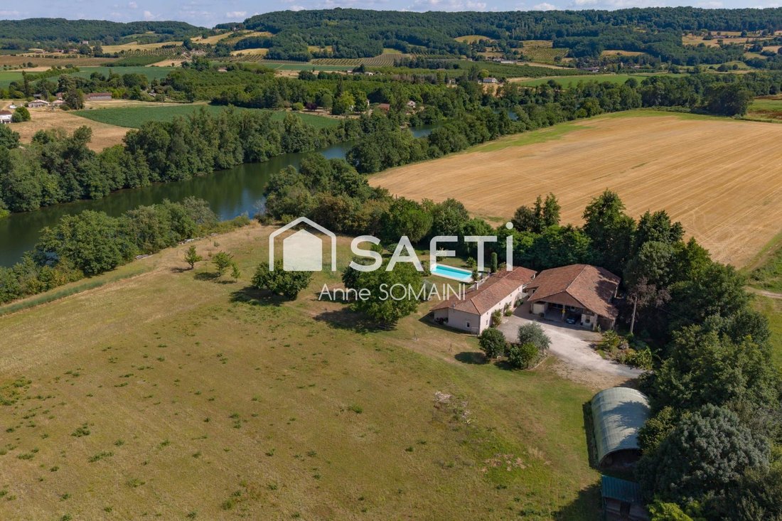 Casa a Saint-Sylvestre-sur-Lot, Nuova Aquitania, Francia 1 - 18482472