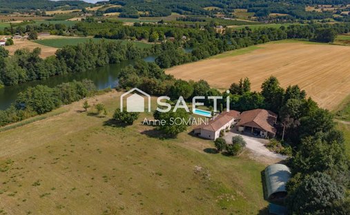 House in Saint-Sylvestre-sur-Lot, Nouvelle-Aquitaine, France 1