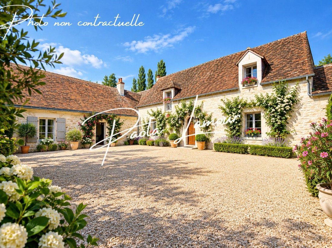 Casa a Saint-Jean-Saint-Germain, Centro-Val della Loira, Francia 1 - 18905203
