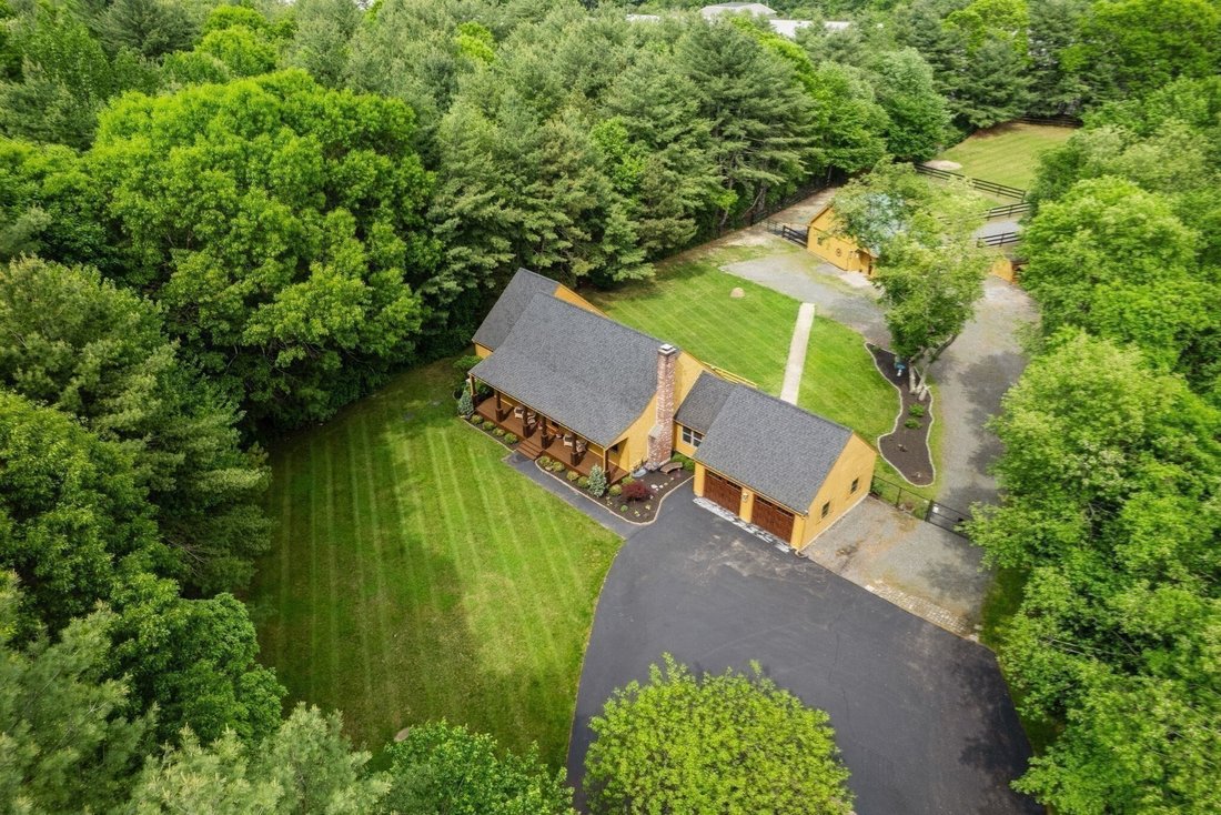 House in Lakeville, Massachusetts, United States 1 - 18050215