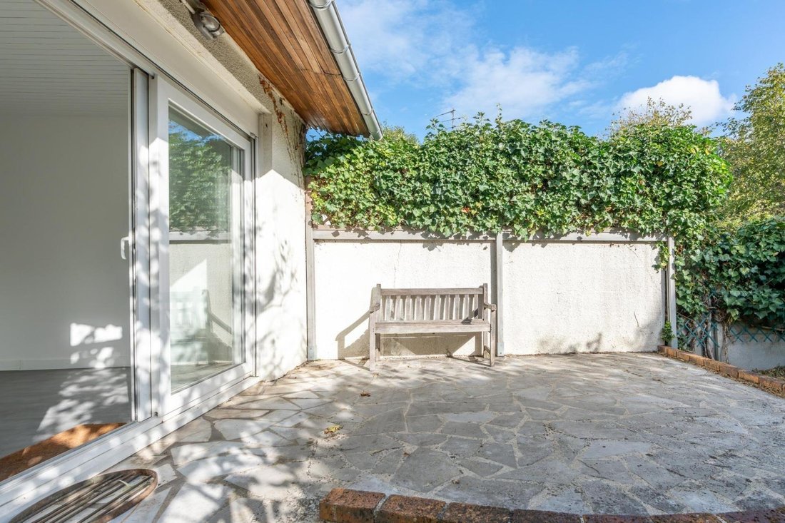 House in Fontenay-sous-Bois, Ile-de-France, France 1 - 18905222